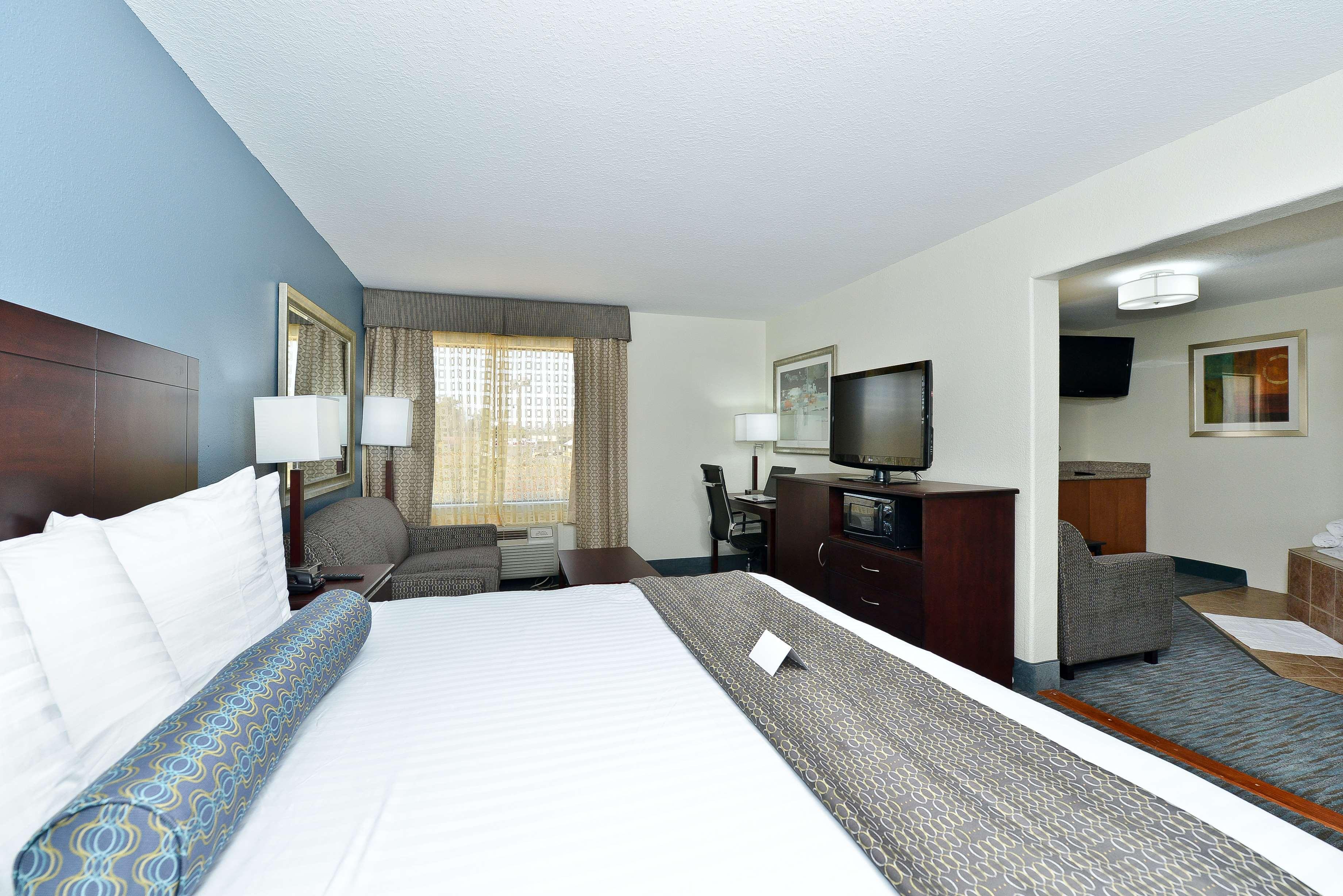 Best Western Plus Orange County Vidor Extérieur photo