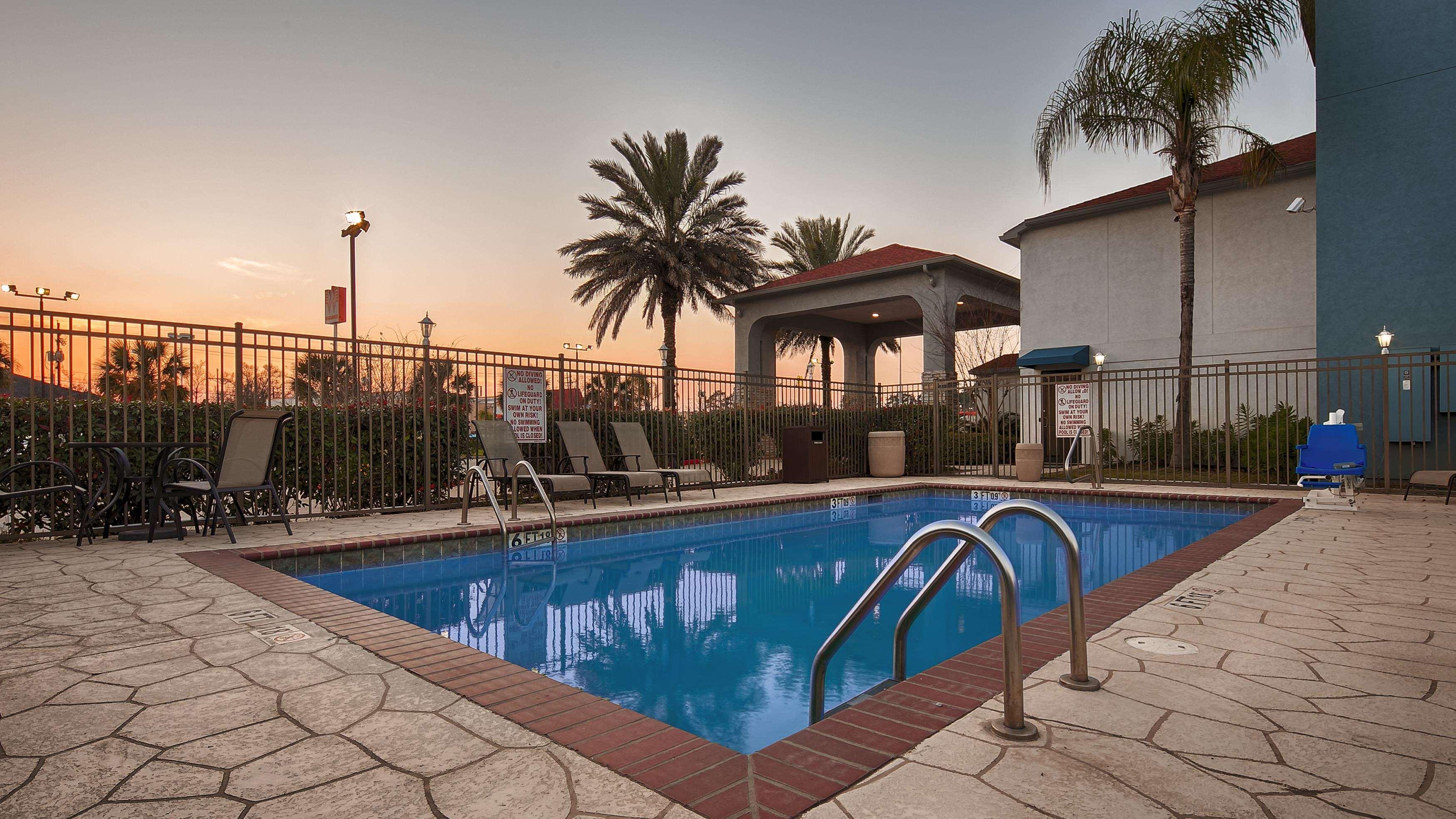 Best Western Plus Orange County Vidor Extérieur photo