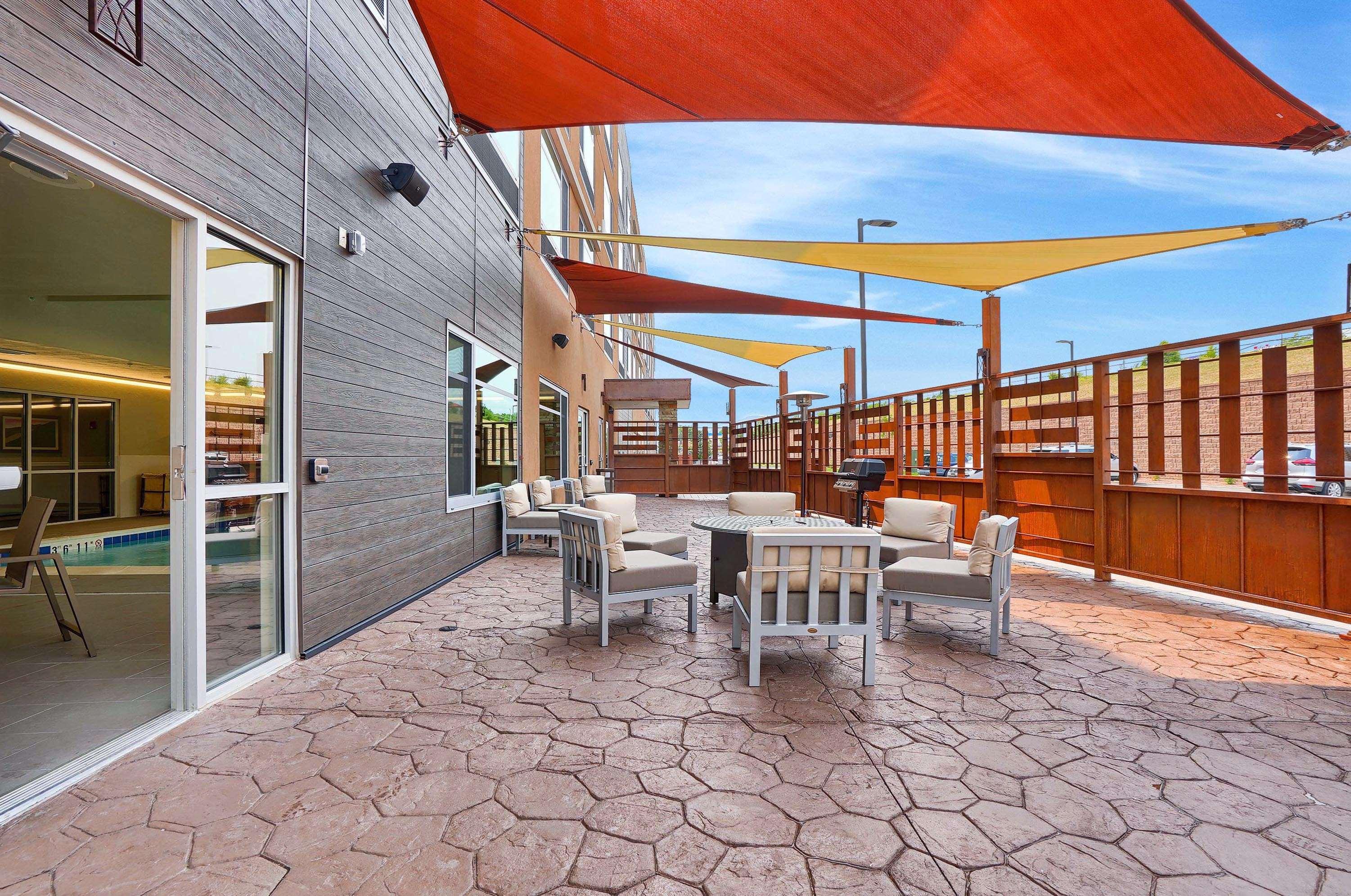 Best Western Plus Orange County Vidor Extérieur photo
